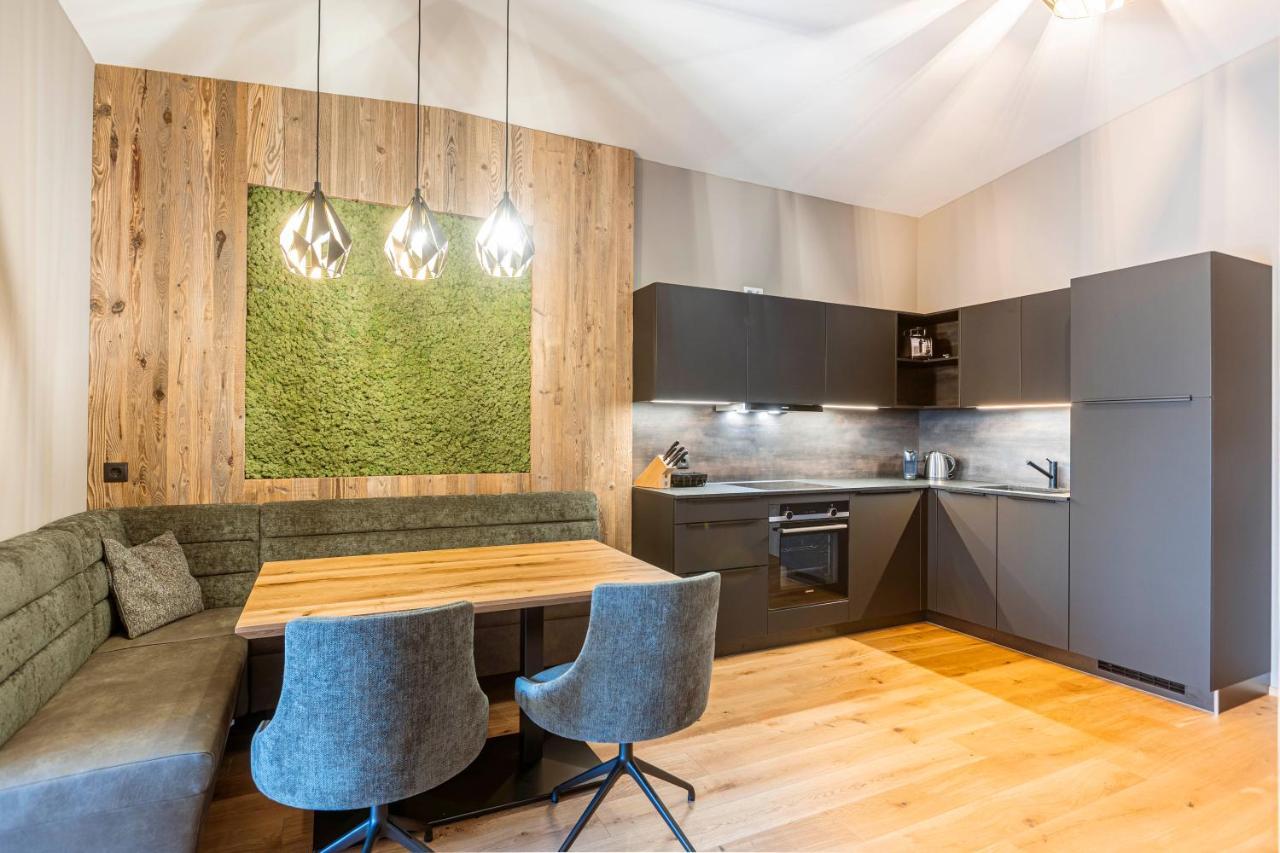 Zillertal Suites Fuegen By Alps Resorts Exterior foto