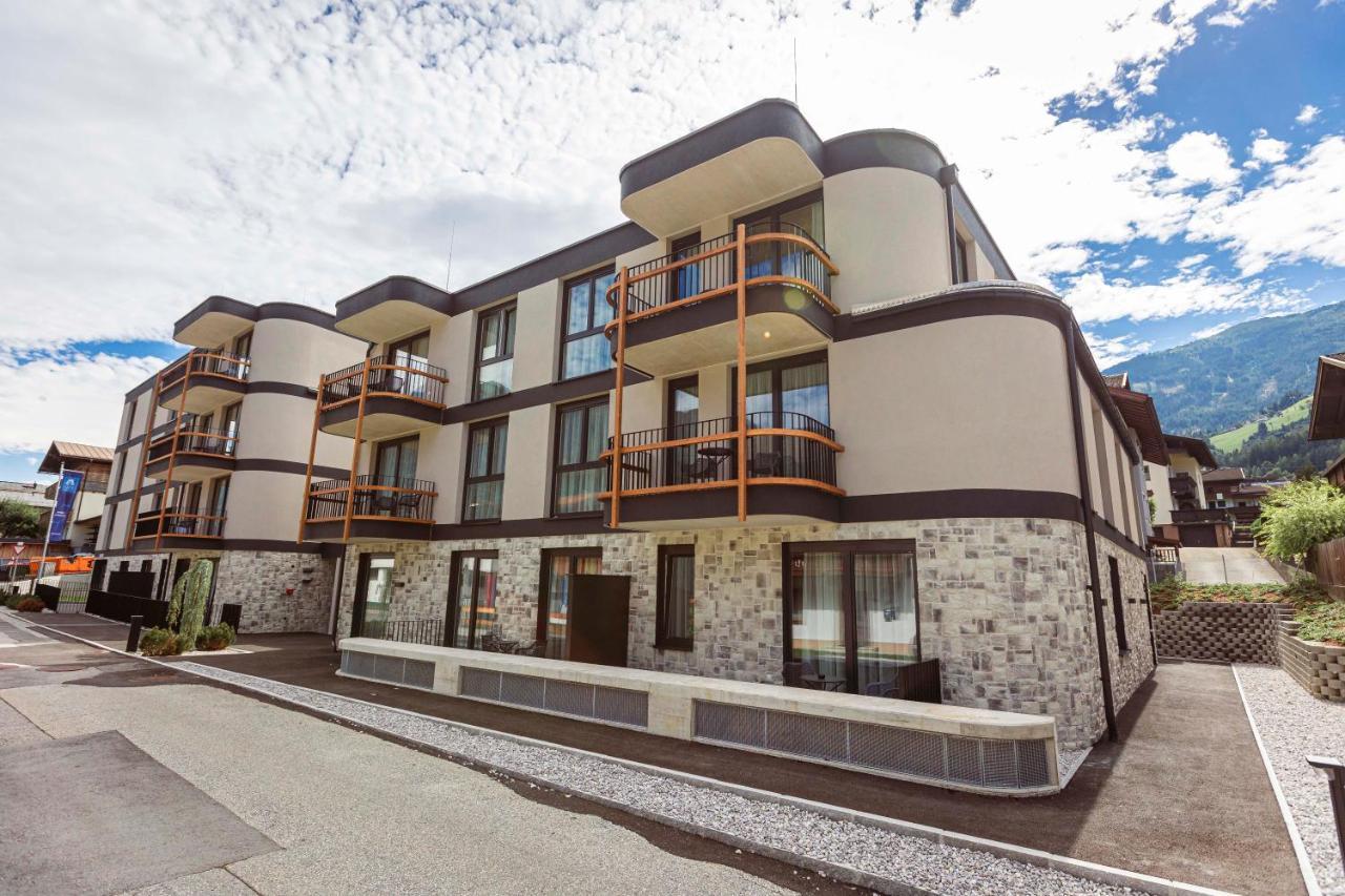 Zillertal Suites Fuegen By Alps Resorts Exterior foto