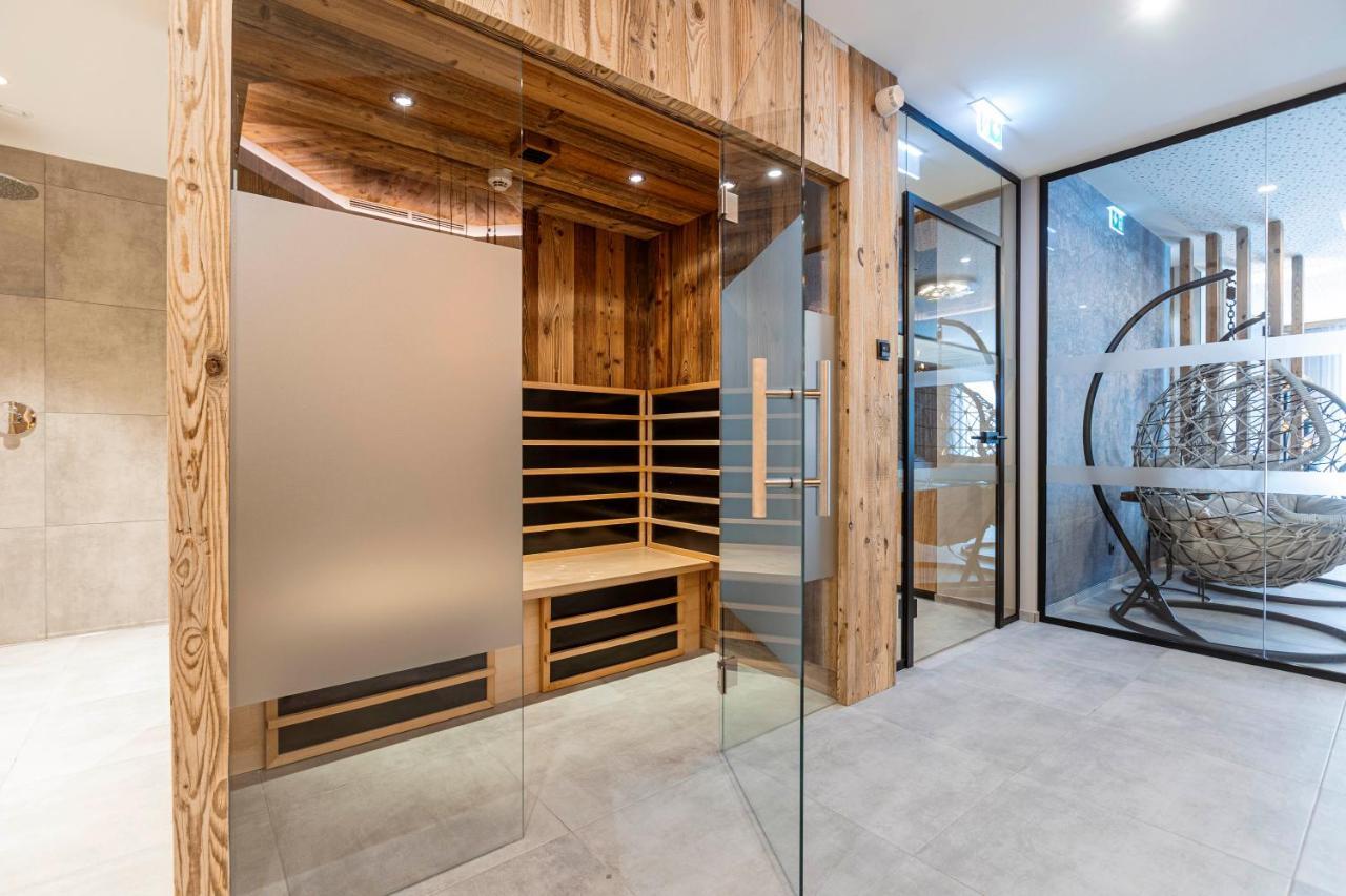 Zillertal Suites Fuegen By Alps Resorts Exterior foto