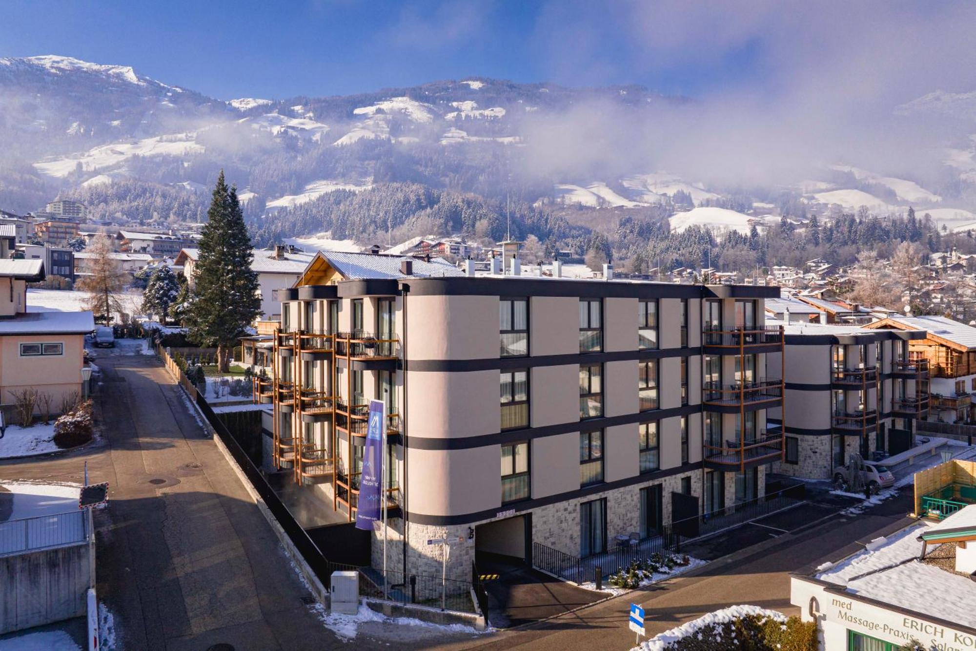 Zillertal Suites Fuegen By Alps Resorts Exterior foto
